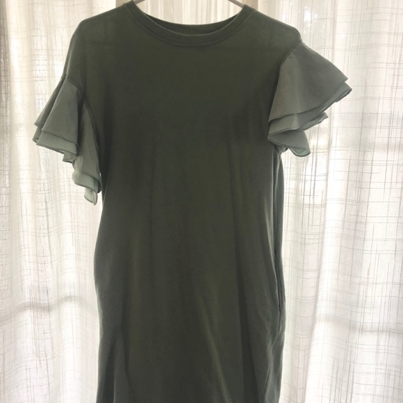 Ruffled sleeves mint dress - Picture 2 of 3